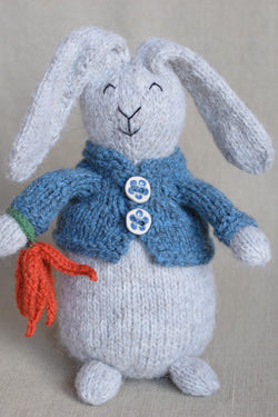 Bunny Love Knitting Pattern