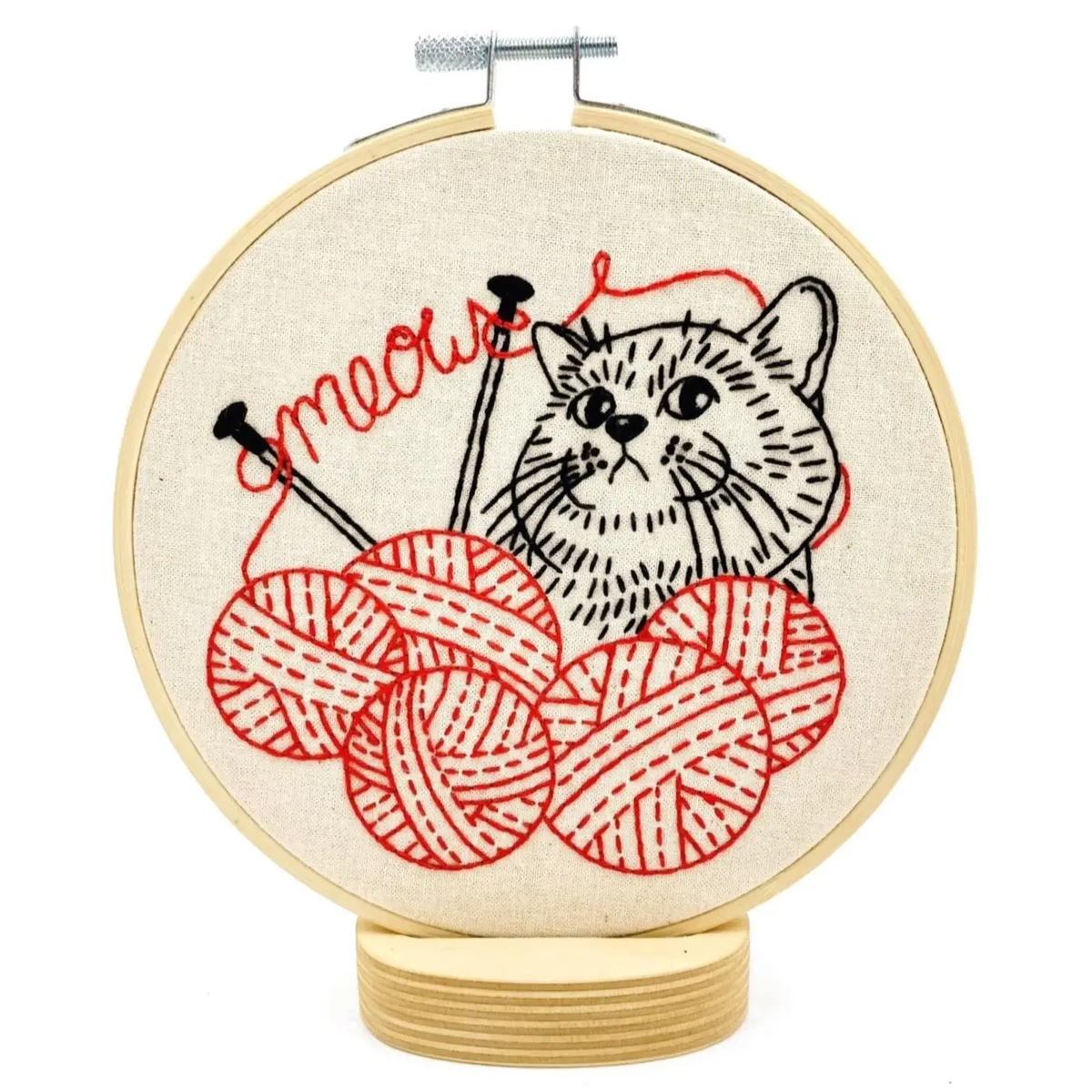 Kitten with Knitting Embroidery Kit - Mildred & Dildred