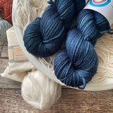 On The Round : Plush DK