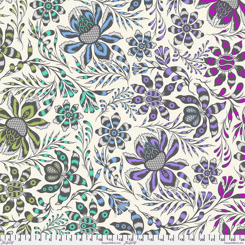 108” Wide Quilt Backing: Super Wild Vine - Mist $26.00/ Yard