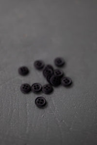 Merchant & Mills Buttons - Sweeps Scrim 11mm