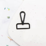 Colorful Swivel Hooks: 1.5"