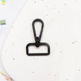 Colorful Swivel Hooks: 1"